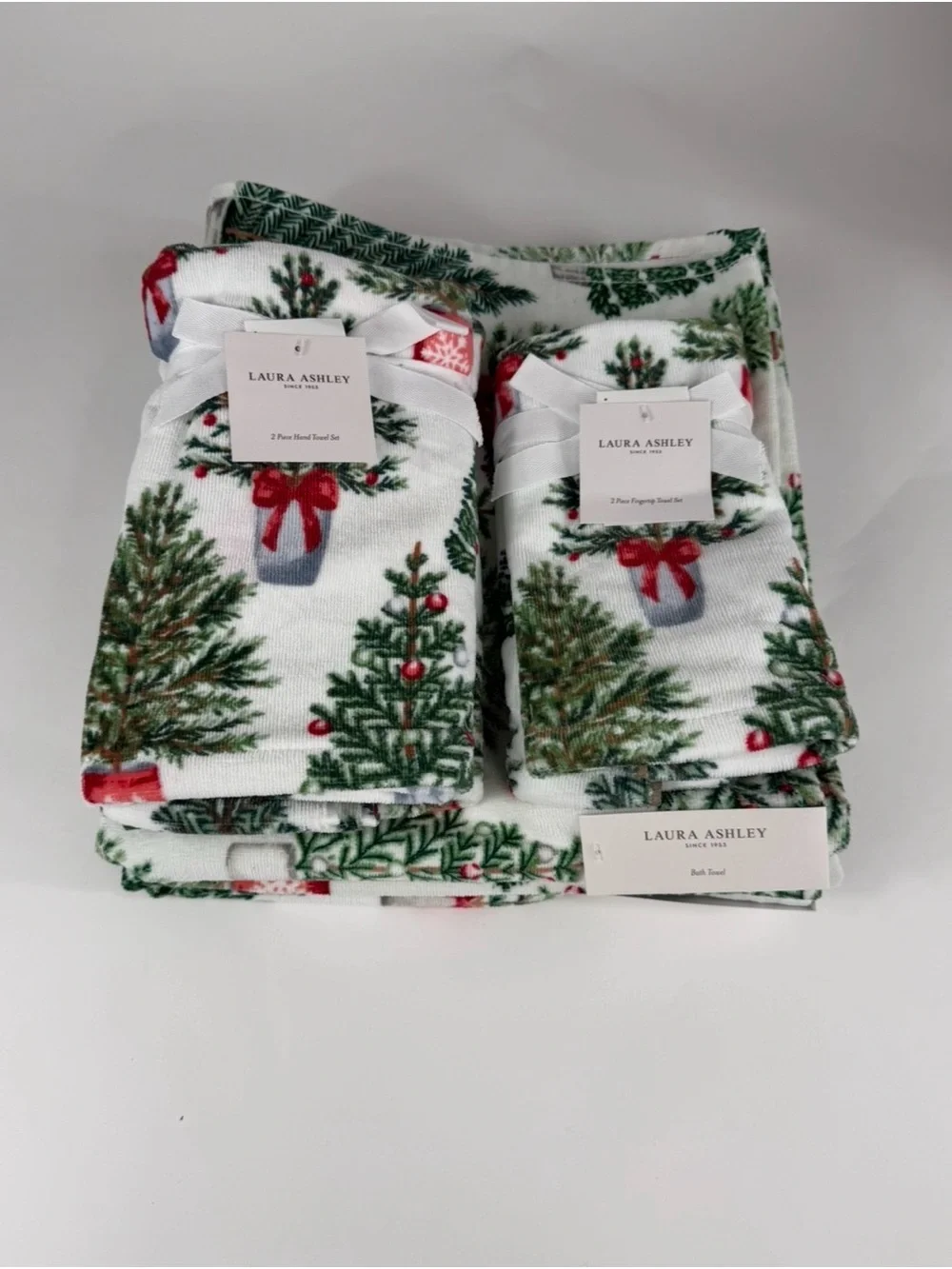 5 PC Laura Ashley Christmas Tree and Red Bow Towel Set